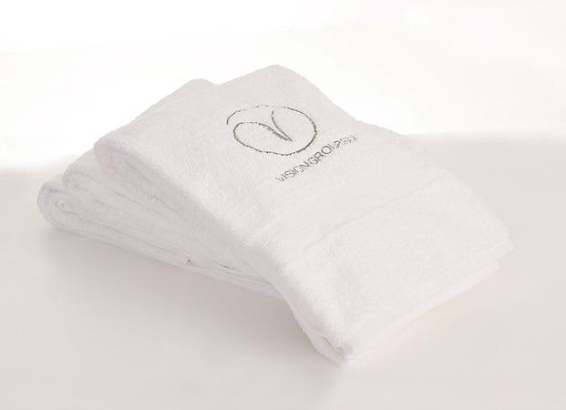 Bath towel TIARA 90x150cm with logo