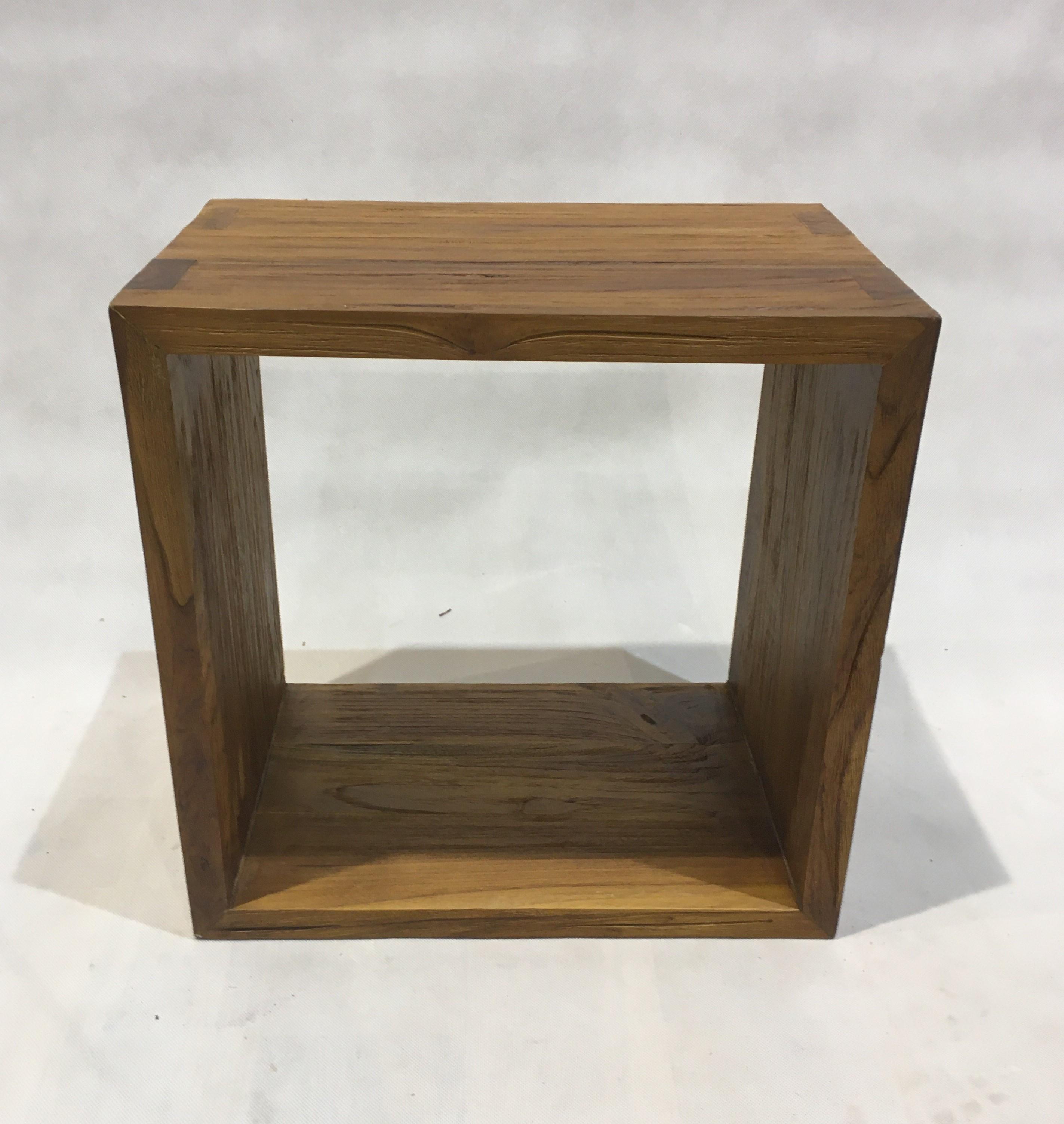 Side table SALINAS cube 30x45cm