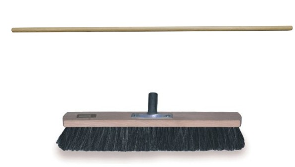 Brush wooden with stick 60 cm HAERSON