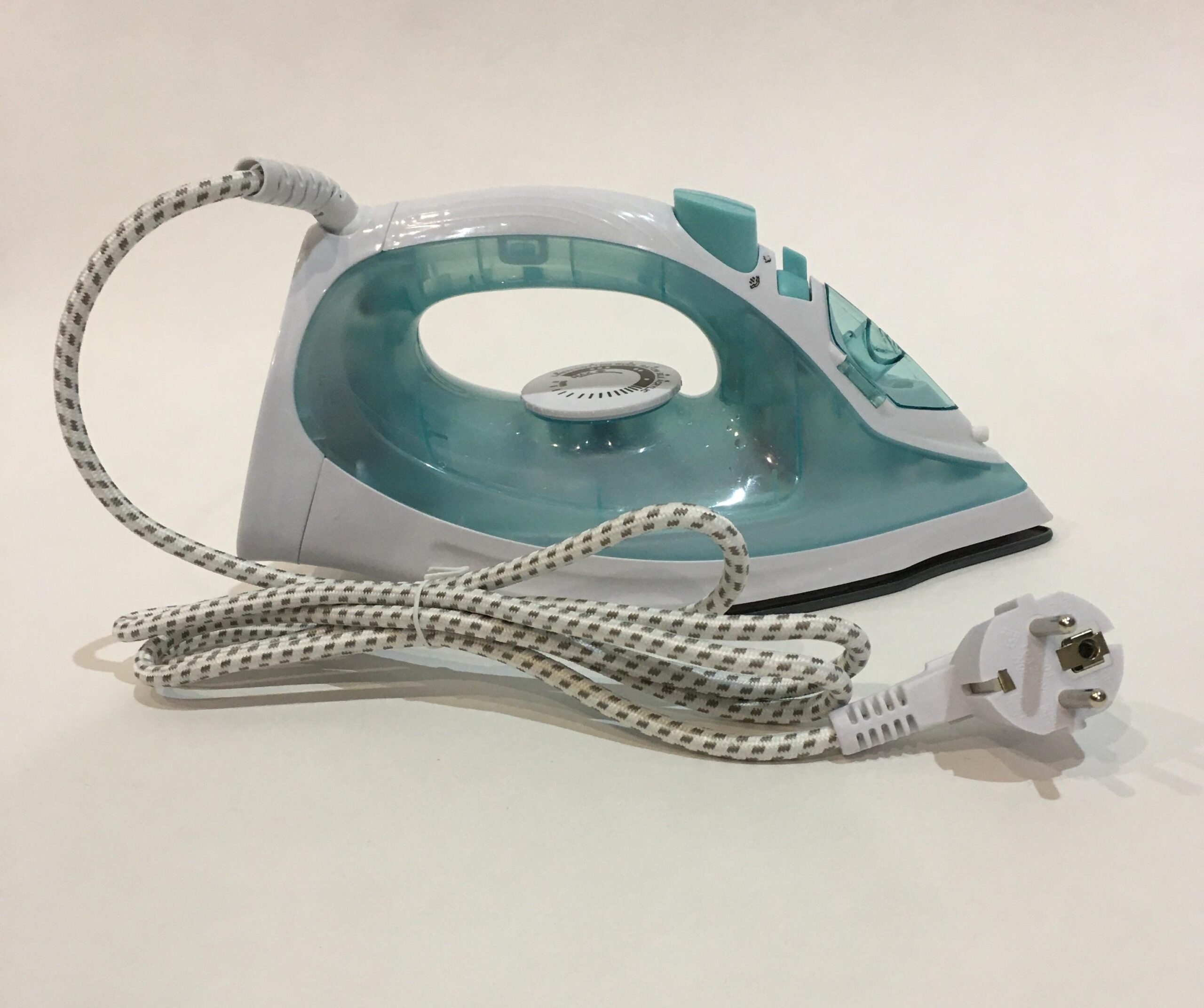 Iron ESPERANZA euro plug