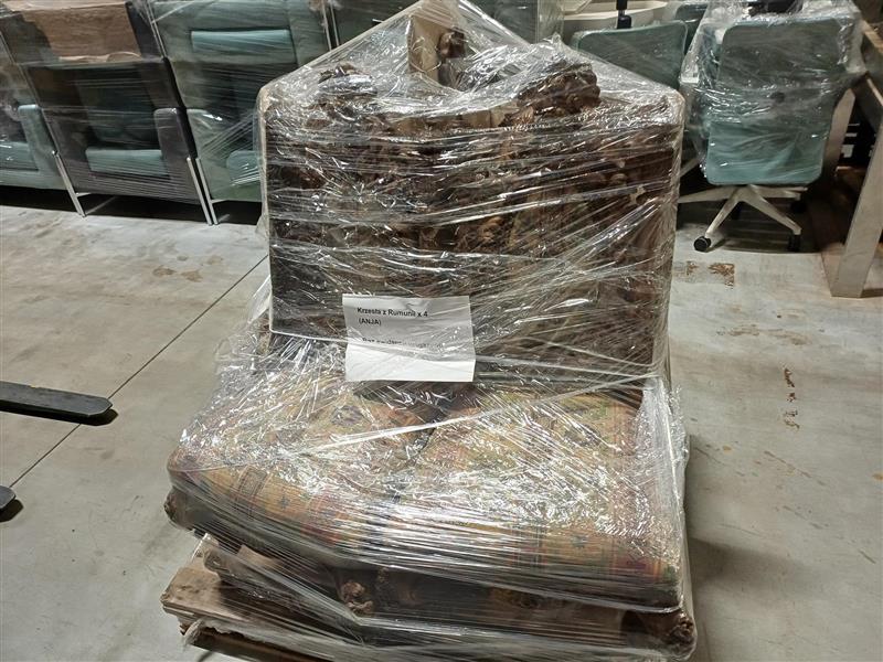 PRIVAT: Set of 4pcs ANTIQE ROMANIAN Chairs USED