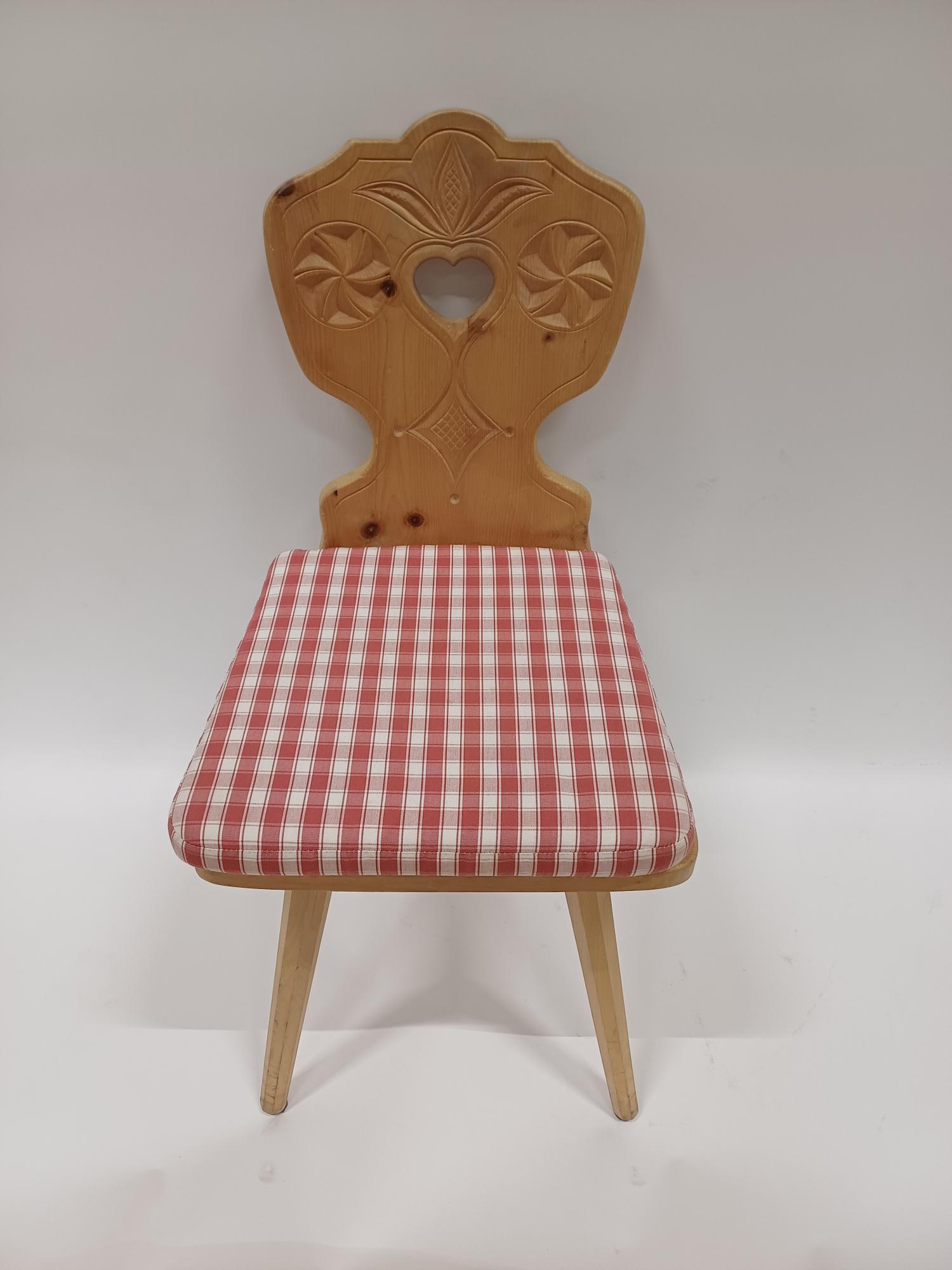 PRIVAT: Dining chair with pillow ST. MORITZ USED