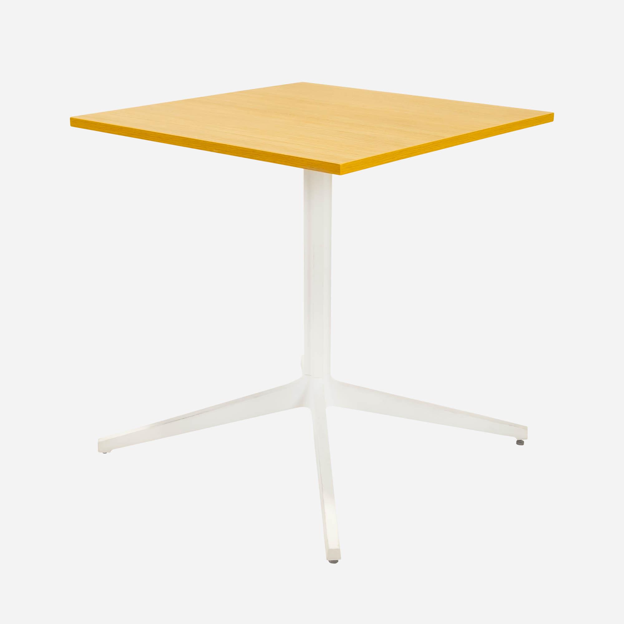 Dining table SORA 80x80cm USED