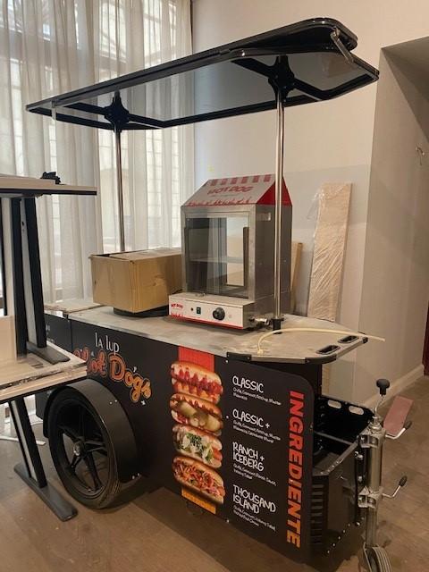Hot Dog Stand ANDREW USED
