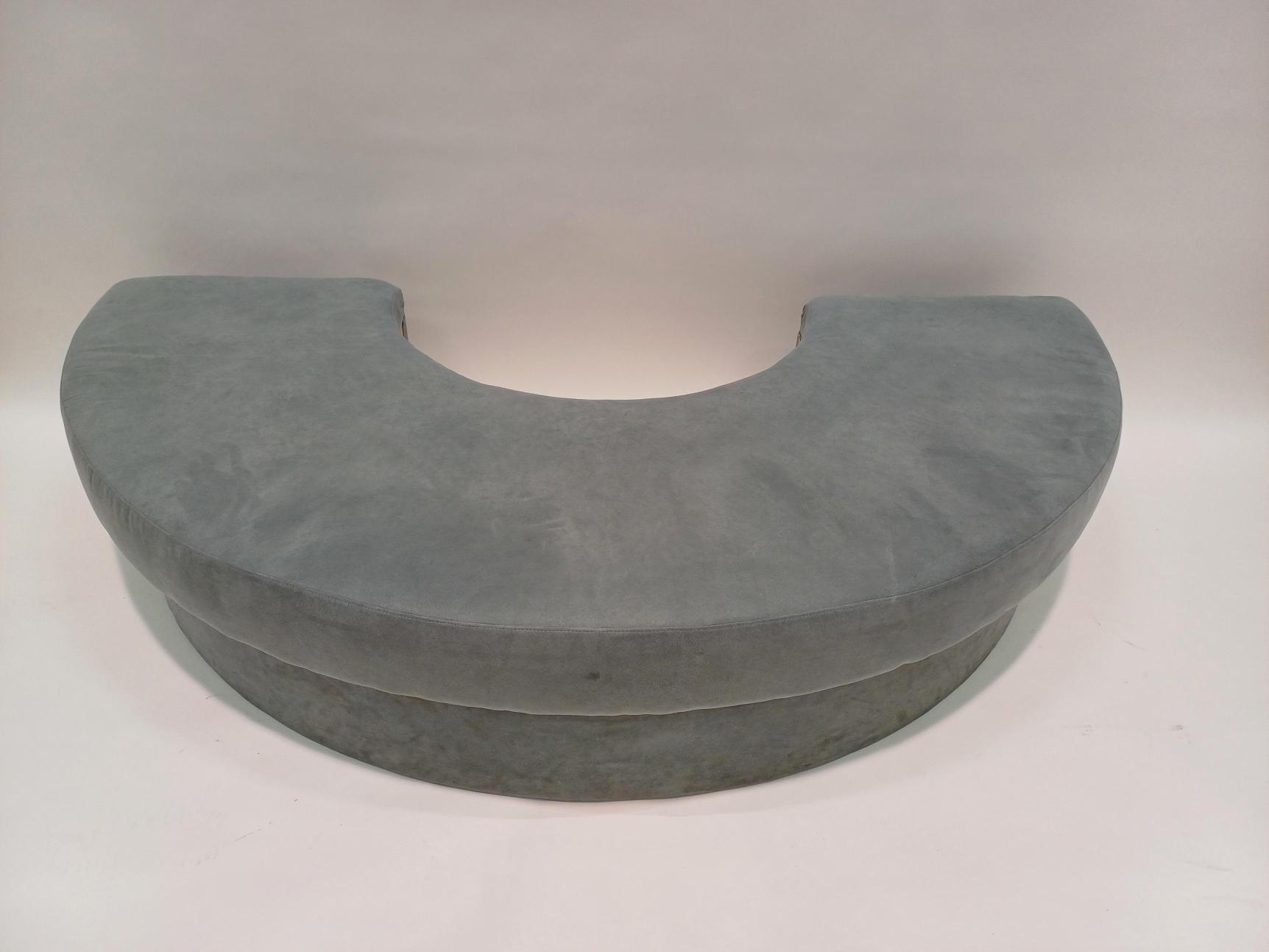 Ramada La Lup couch USED