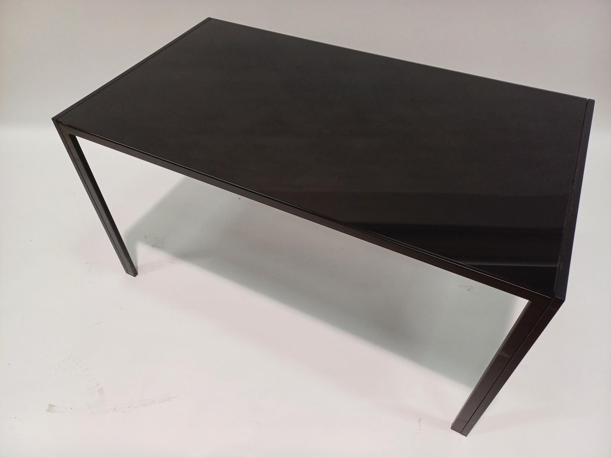 Table from Iasi office USED 140x80x76