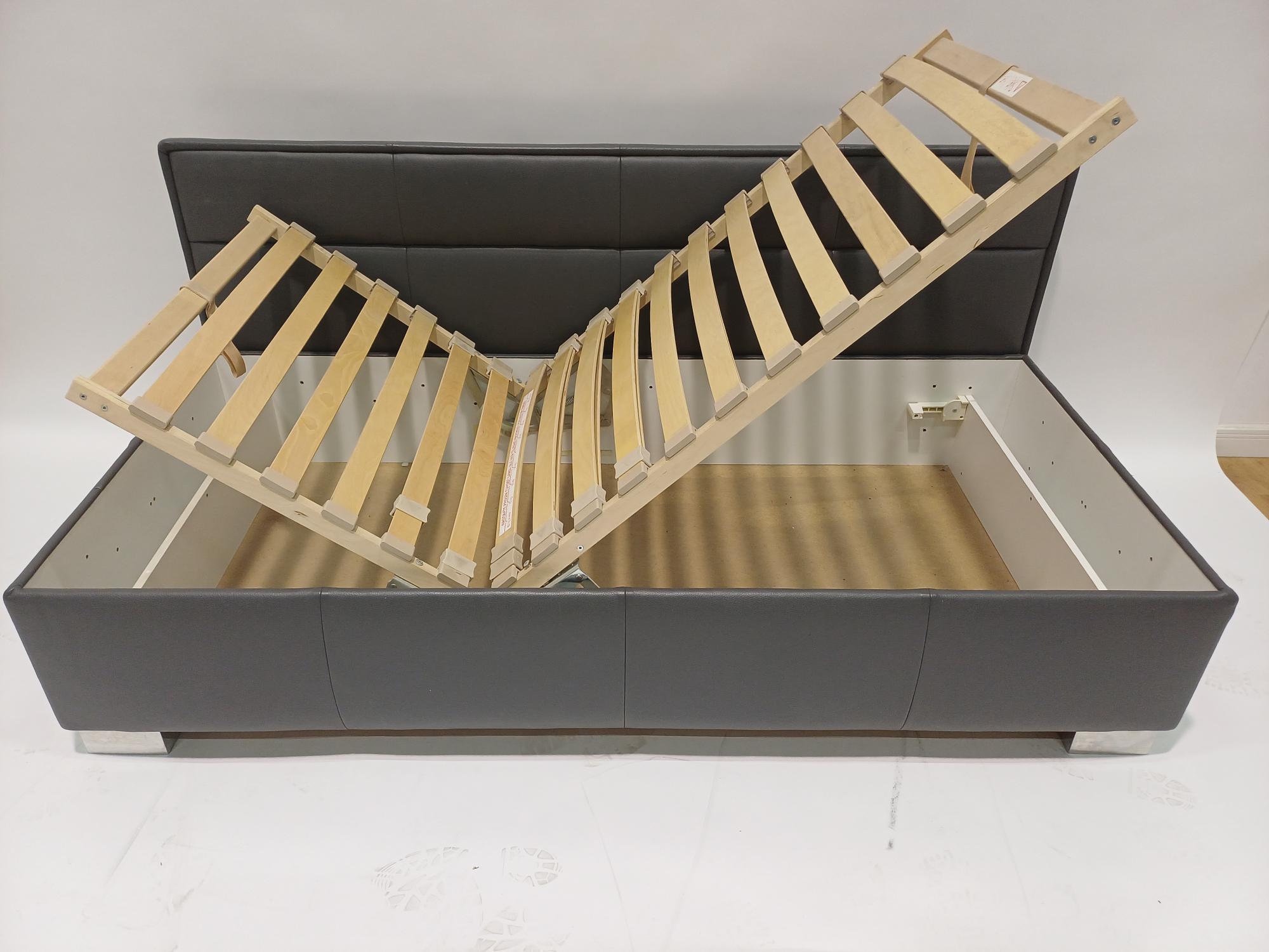 Bed STAN 90x200cm USED